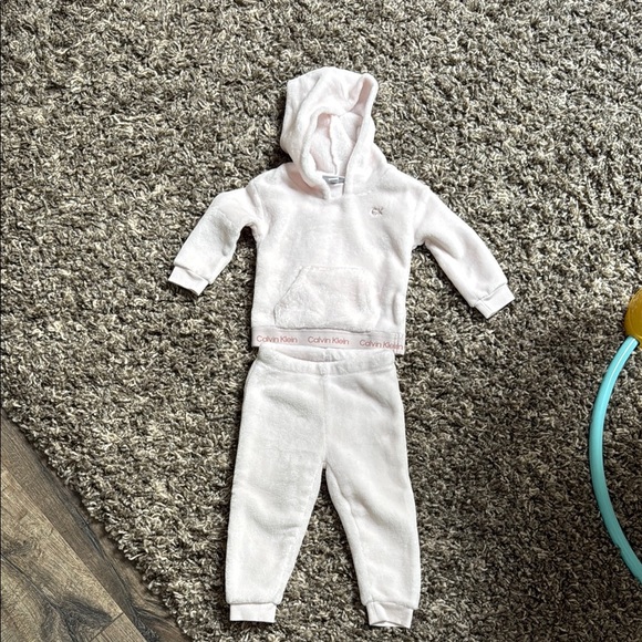 Calvin Klein Soft Pink Toddler Set - Picture 1 of 5